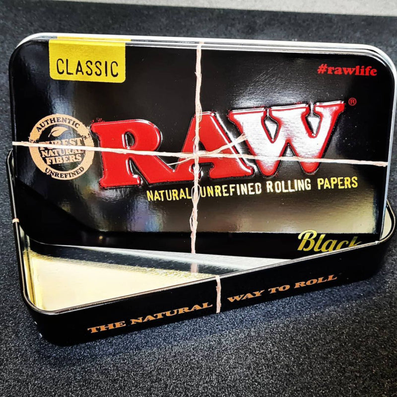 RAW Collectors Edition Tin Case (2Oz.)