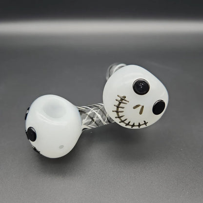 4.5" Halloween Skeleton Hand Pipe