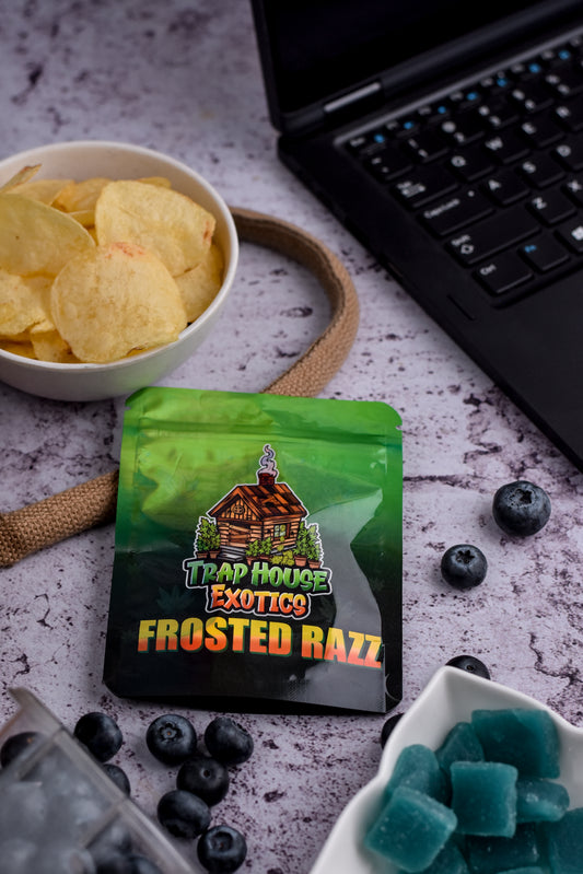 Trap House Exotics Frosted Razz Gummies 5000mg THc Blend
