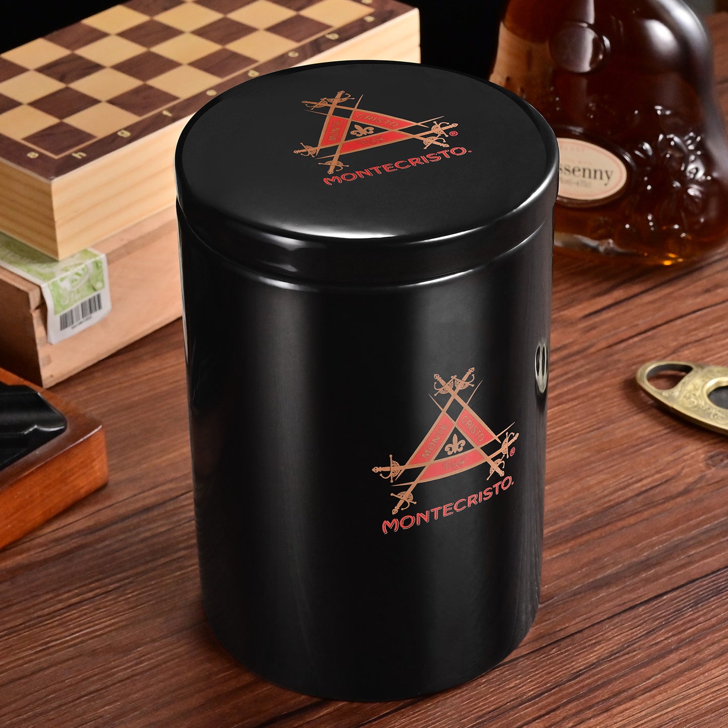 Montecristo Ceramic Storage Jar - 25 Cigars
